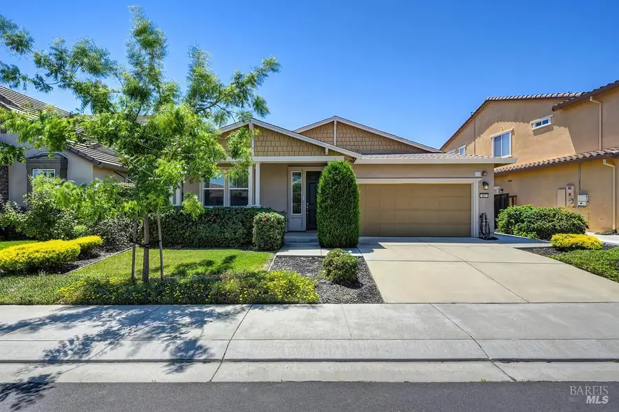 402 Crimson Circle, Vacaville, CA 95687 - #2