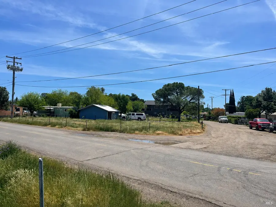3720 Robinson Avenue, Clearlake, CA 95422 - #2