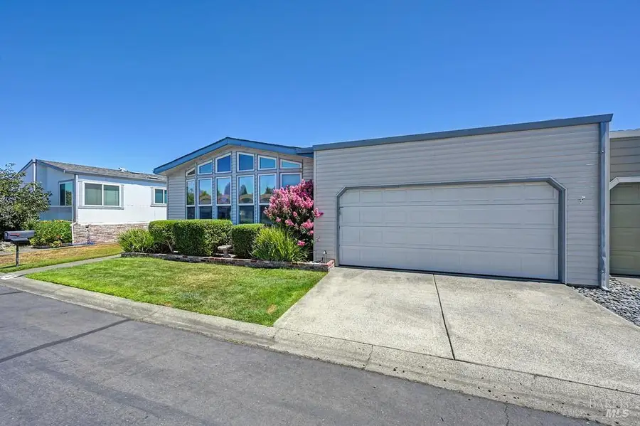31 Falcon Crest Circle, Napa, CA 94558 - #3
