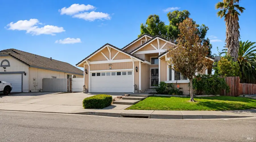 903 E Atlantic Avenue, Fairfield, CA 94533 - #2