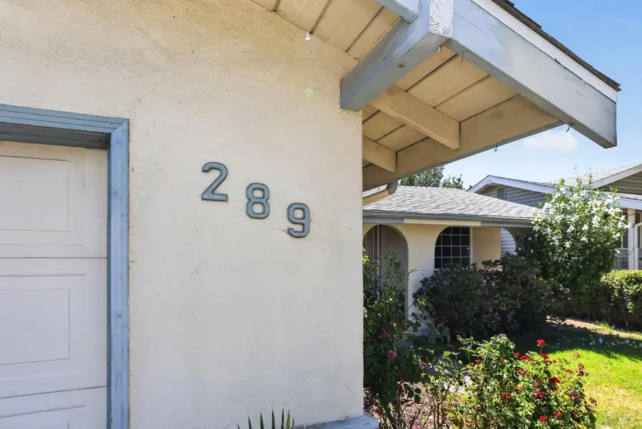 289 Markham Avenue, Vacaville, CA 95688 - #2