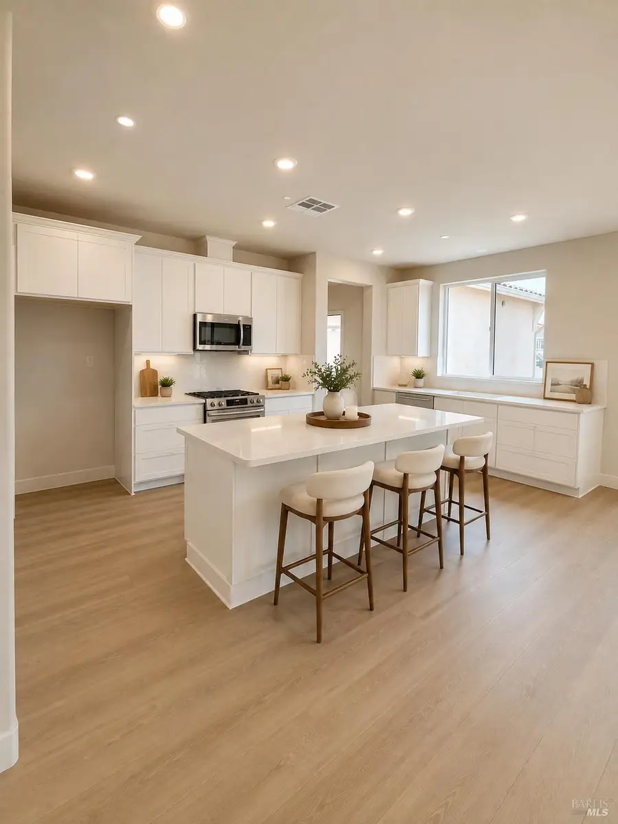 968 Carroll Way, Vacaville, CA 95687 - #2