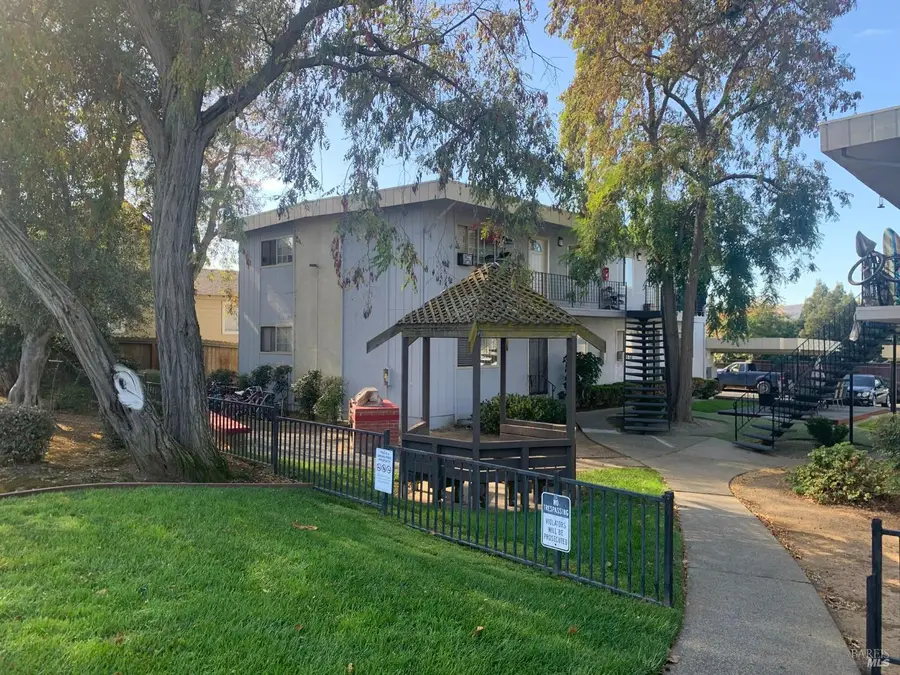 510 East N Street, Benicia, CA 94510 - #3