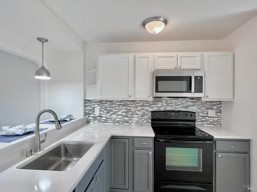 490 Edgewood Drive #23, Vacaville, CA 95688 - #3