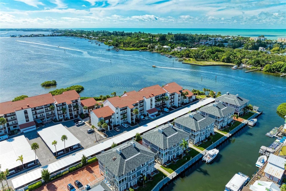 1602 Stickney Point Road 2106, SARASOTA, FL 34231 BHGRE