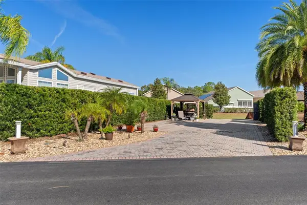 16724 Sunshine Avenue #97, CLERMONT, FL 34714