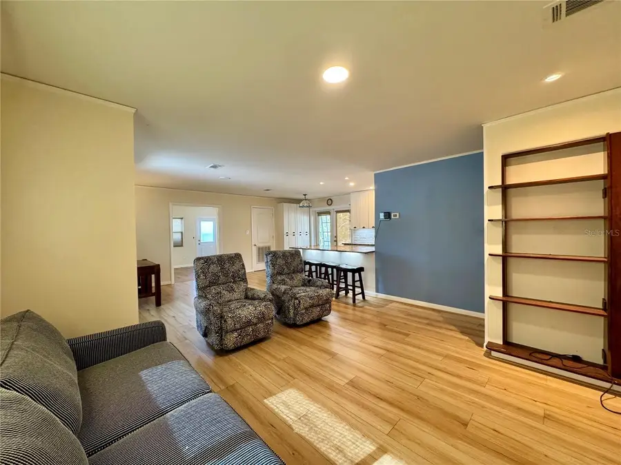 2307 Colgate Avenue, Bradenton, FL 34207 - Image #2