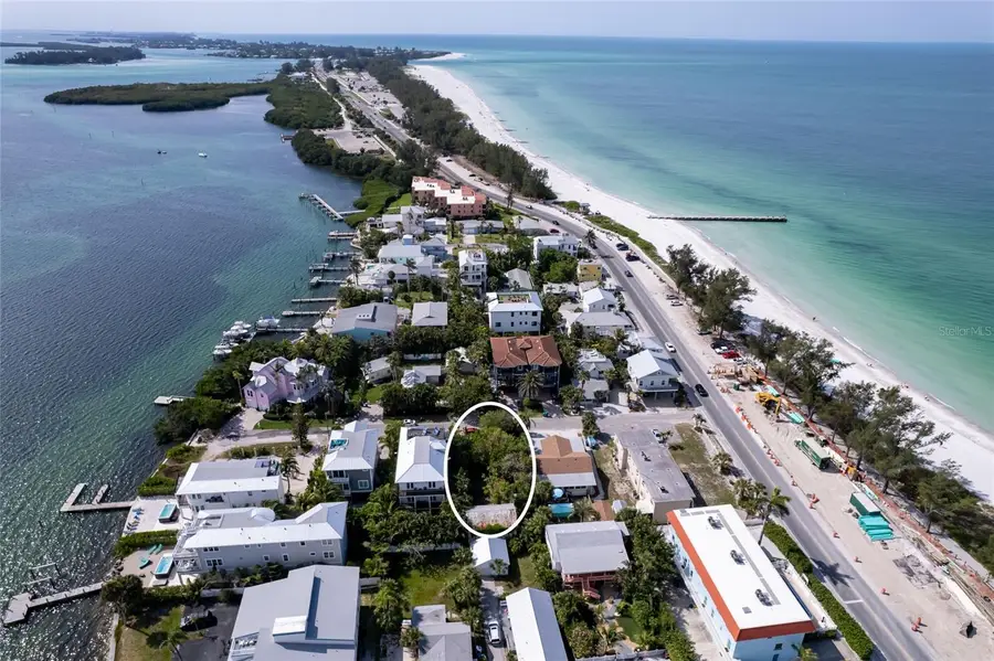 106 S 11th, Bradenton Beach, FL 34217 - Image #2