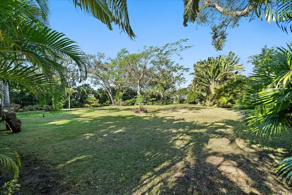 1643 S Lakeshore Drive, SARASOTA, FL 34231