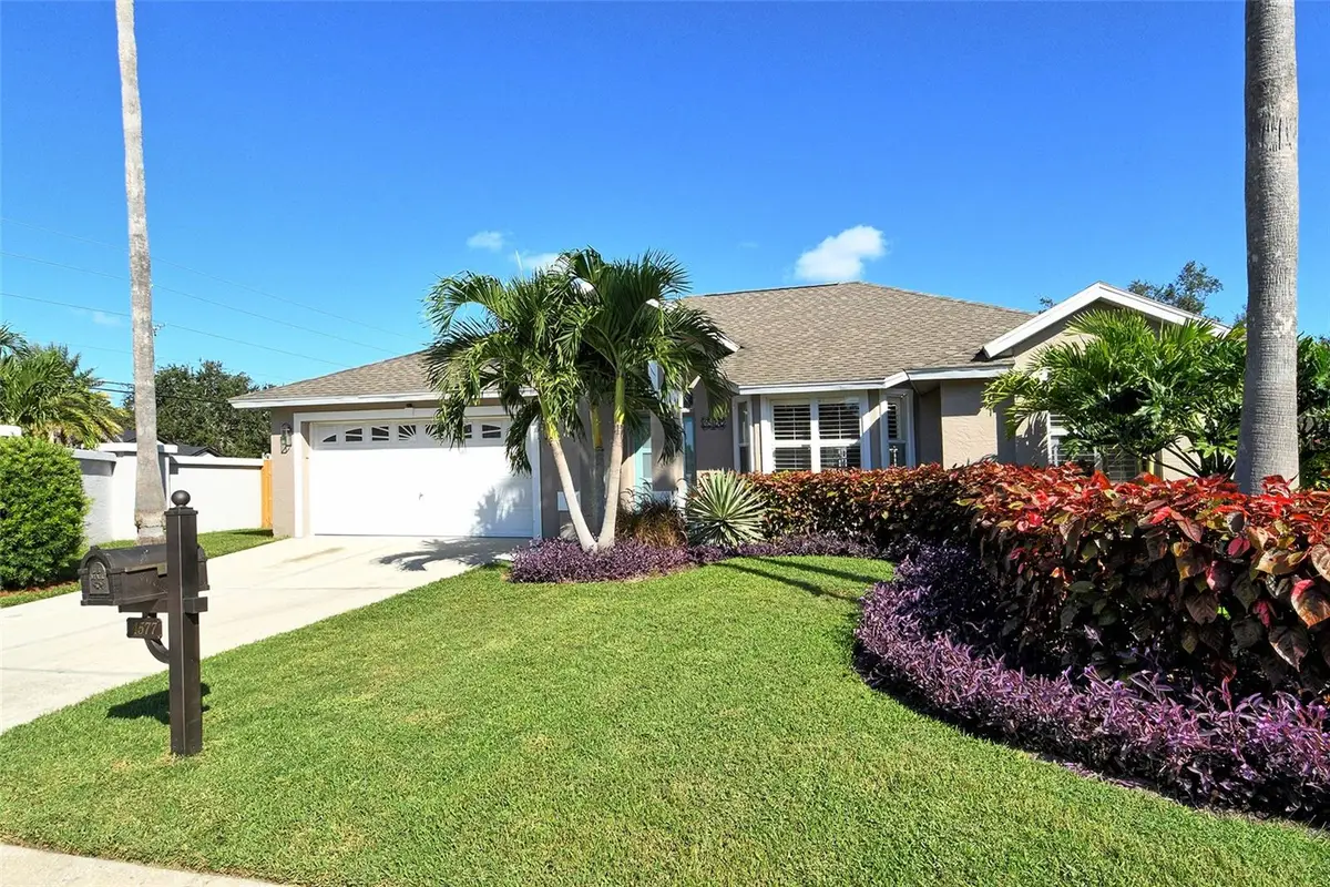 4577 Country Manor Drive, Sarasota, FL 34233 - Image #1