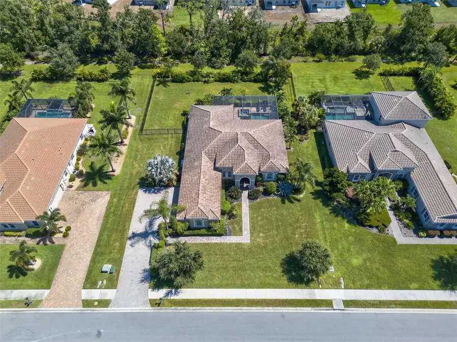 507 167th Boulevard E, Bradenton, FL 34212 - Image #2