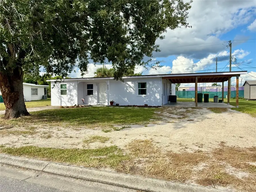 205 NE Martin Drive Ne, Port Charlotte, FL 33952 - Image #3