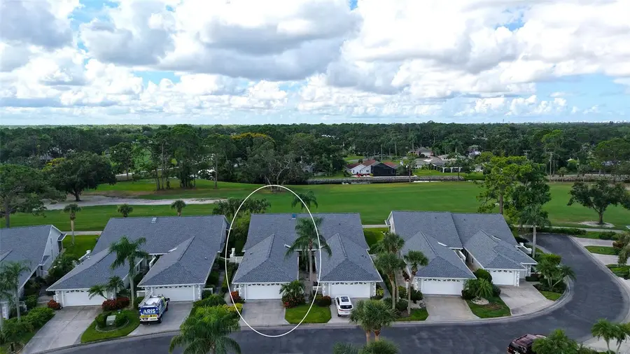 5568 Country Club Way, Sarasota, FL 34243 - Image #3