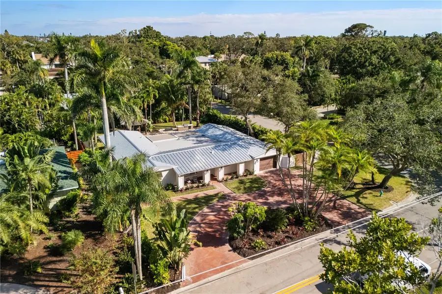 3851 Tangier Terrace, Sarasota, FL 34239 - Image #2