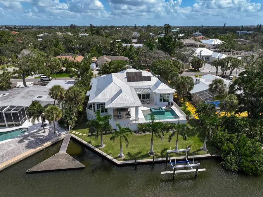 5058 Windward Avenue, Sarasota, FL 34242 - Image #3