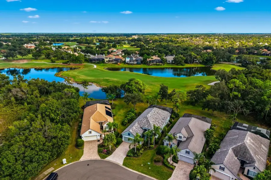 11728 Strandhill Court, Lakewood Ranch, FL 34202 - Image #3