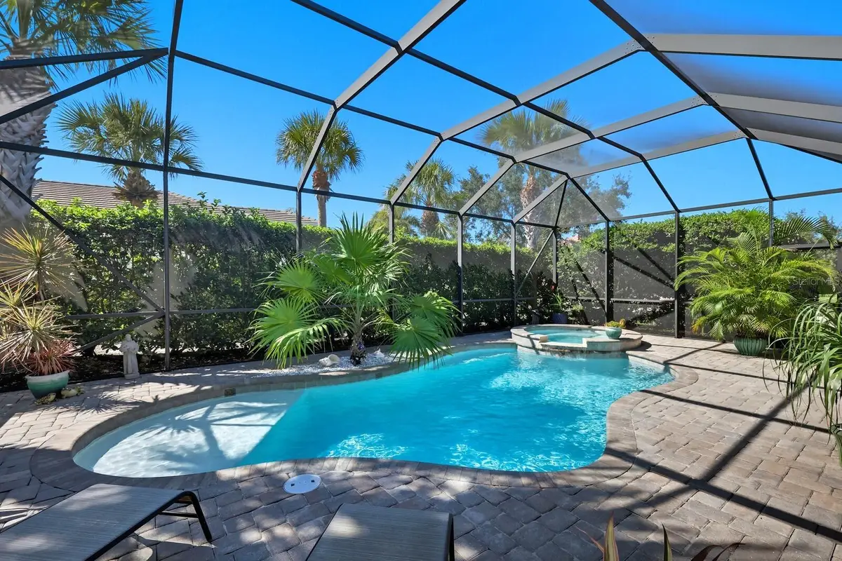 1250 Tidewater Court, Bradenton, FL 34208 - Image #1