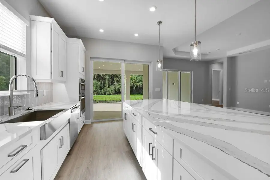 8064 Moonbeam Avenue, Sarasota, FL 34241 - Image #3