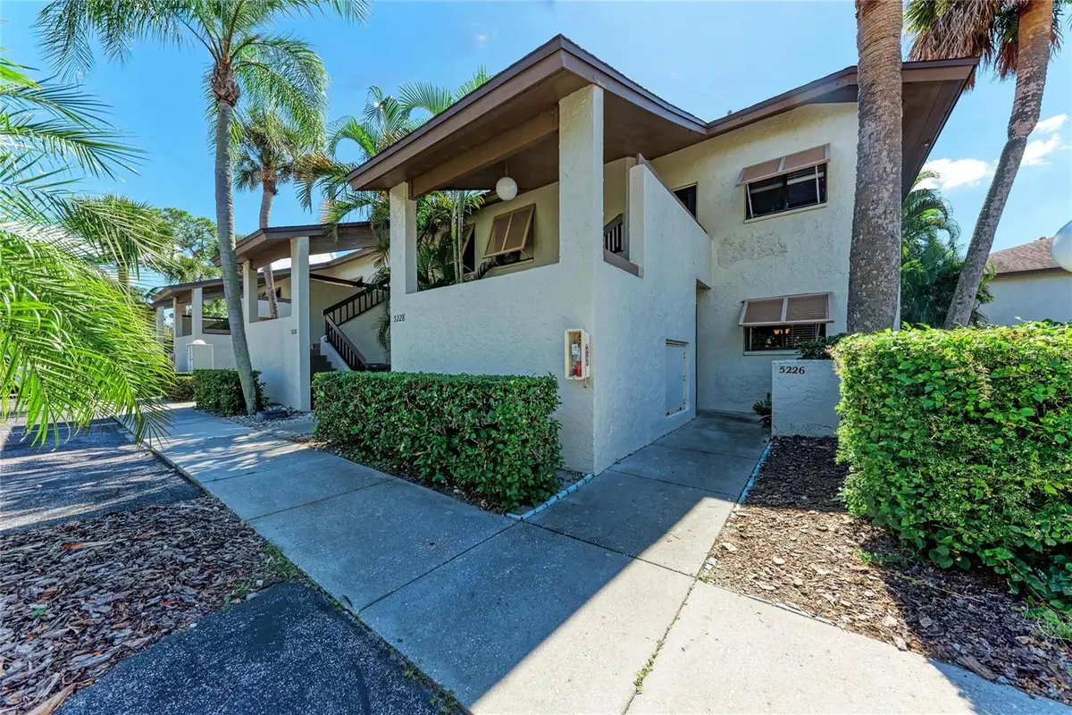 5226 Willow Links #75, Sarasota, FL 34235 - Image #1