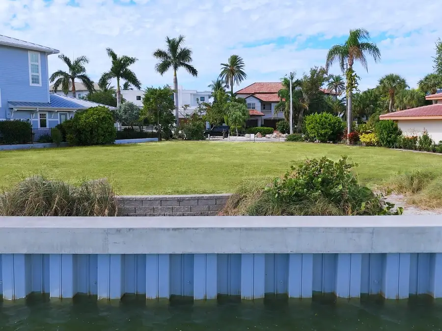 894 Freeling Drive, Sarasota, FL 34242 - Image #3