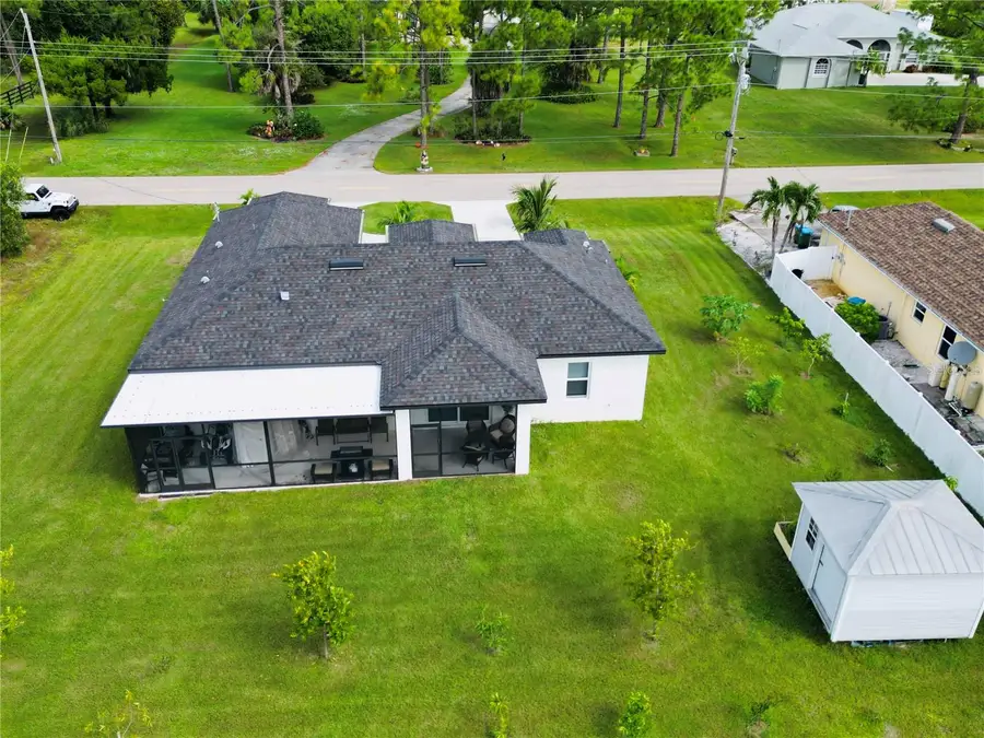 528 Jacaranda Parkway E, Cape Coral, FL 33909 - Image #3