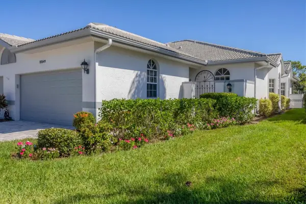 5541 E Long Common Court #28, SARASOTA, FL 34235