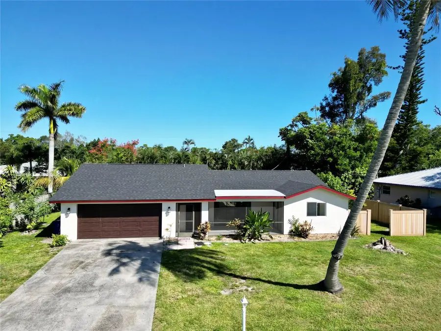 2461 Woodland Circle, Fort Myers, FL 33907 - Image #2