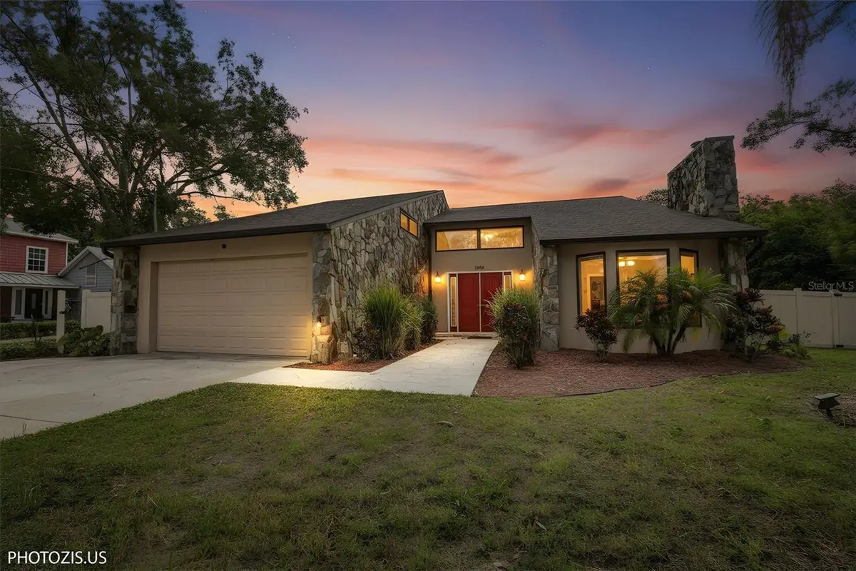 3304 Moran Road, Tampa, FL 33618 - Image #1