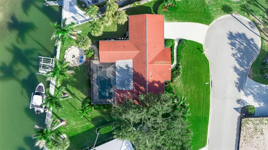 318 Nassau Street N, Venice, FL 34285 - Image #2