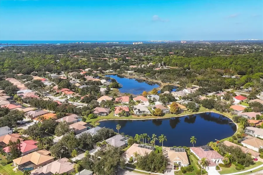 327 Park Trace Boulevard, Osprey, FL 34229 - Image #2