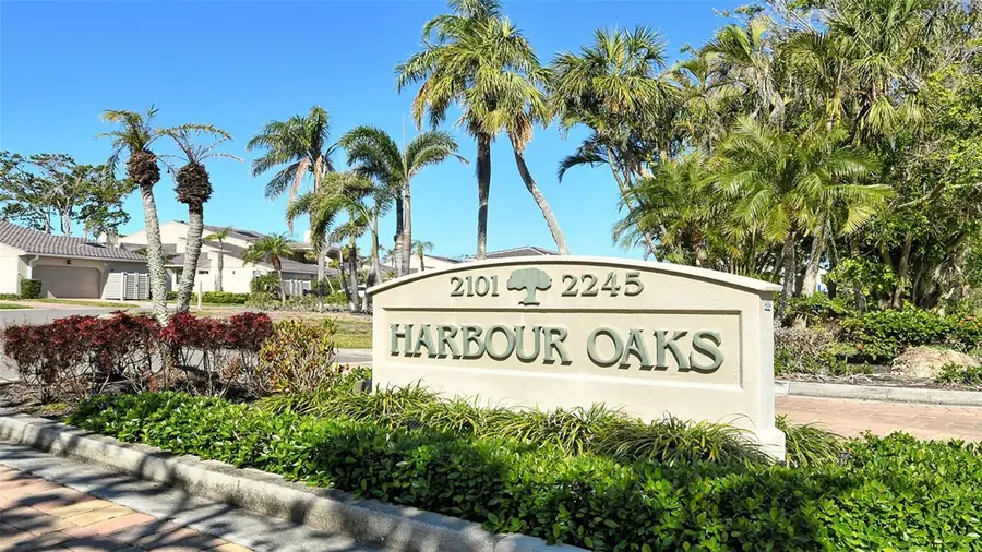 2367 Harbour Oaks Drive, Longboat Key, FL 34228 - Image #3