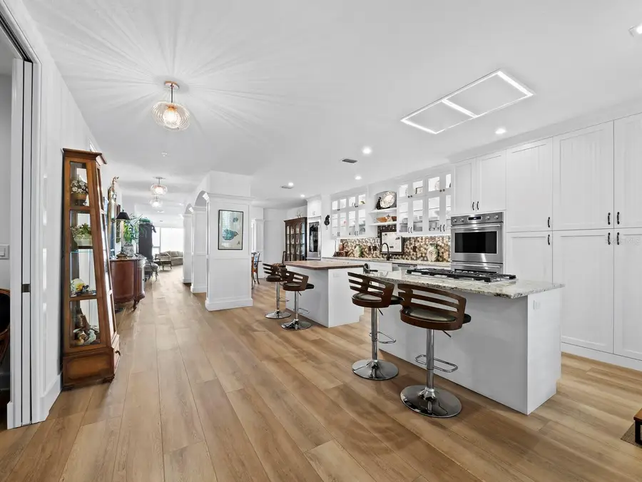 340 Gulf Of Mexico Drive #112, Longboat Key, FL 34228 - Image #2