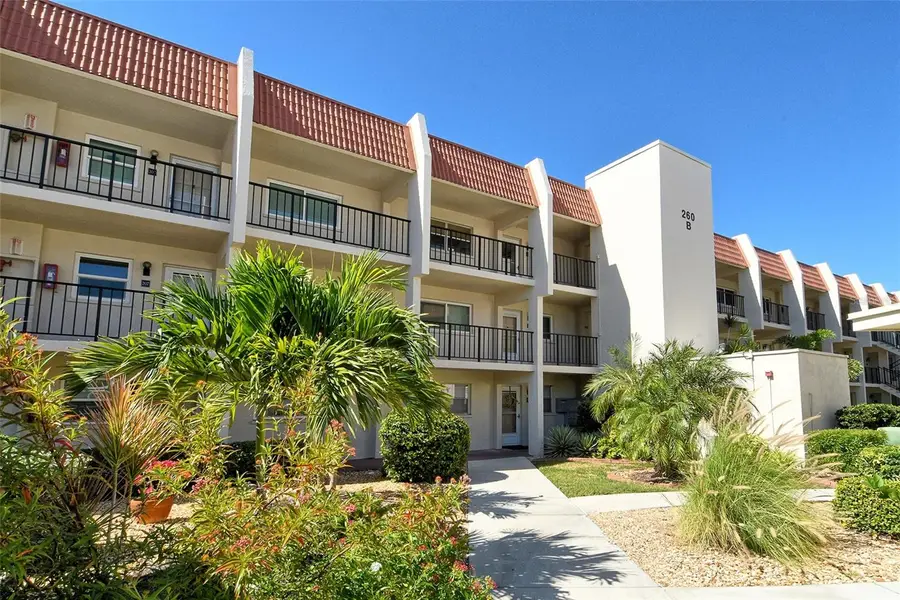 260 Santa Maria Street #305, Venice, FL 34285 - Image #2