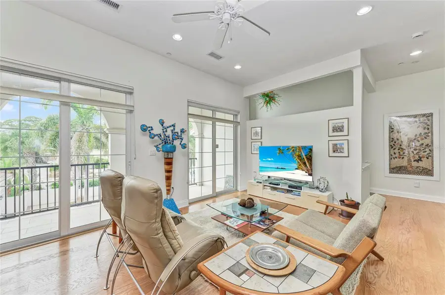 435 Nokomis Avenue S #312, Venice, FL 34285 - Image #3