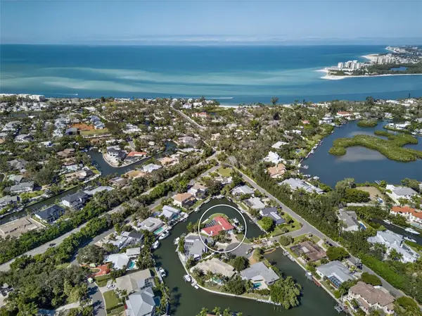 910 Siesta Key Place, SARASOTA, FL 34242