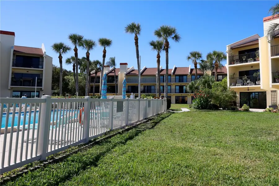 7510 Sunshine Skyway Lane S #T13, Saint Petersburg, FL 33711 - Image #3