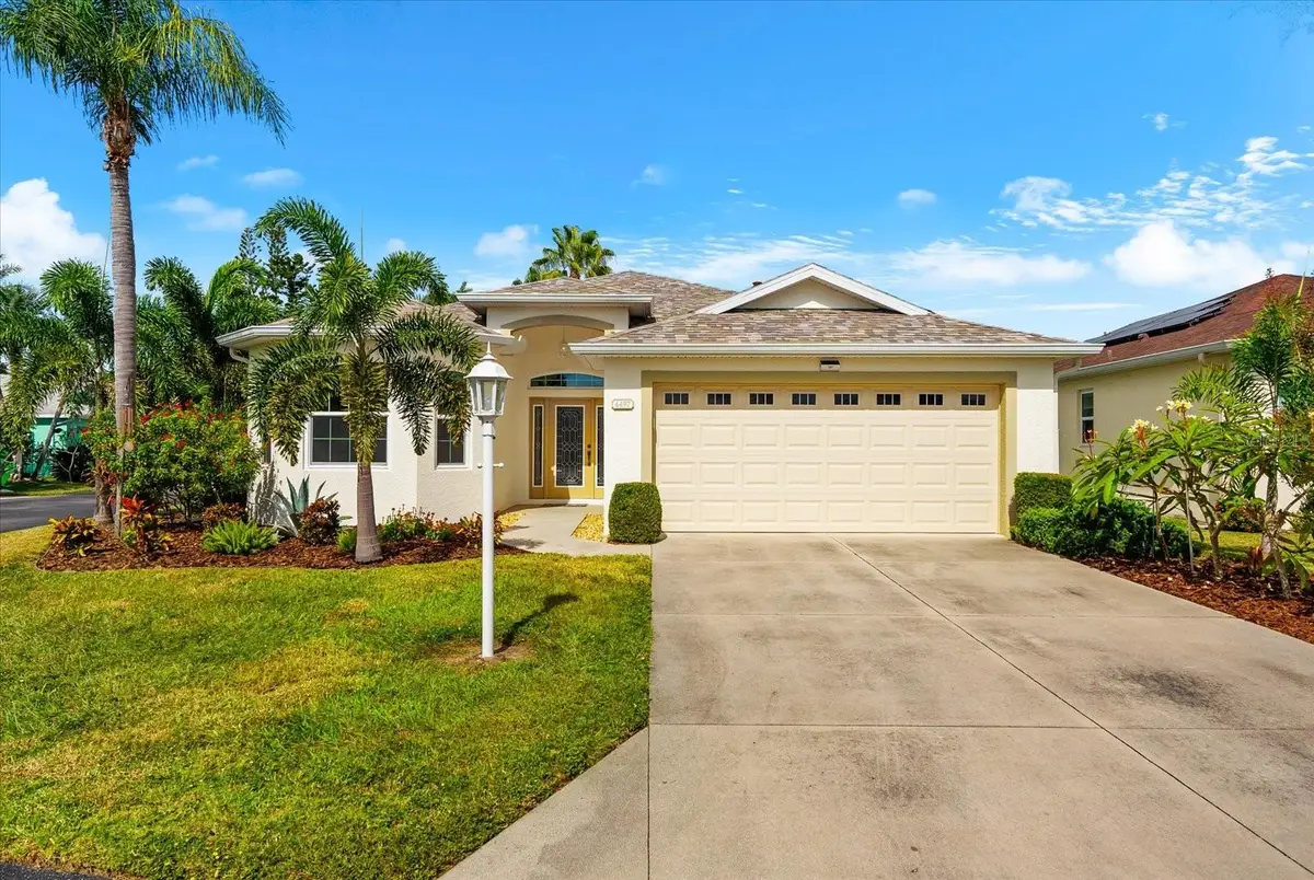 4497 Edinbridge Circle #19, Sarasota, FL 34235 - Image #1