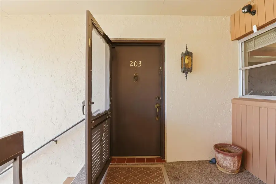 2447 Clubhouse Circle #203, Sarasota, FL 34232 - Image #3