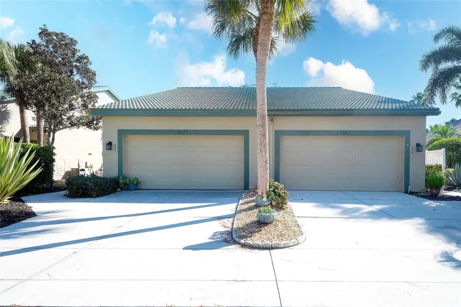 8575 54th Avenue Circle, E. Circle E, Bradenton, FL 34211 - Image #2