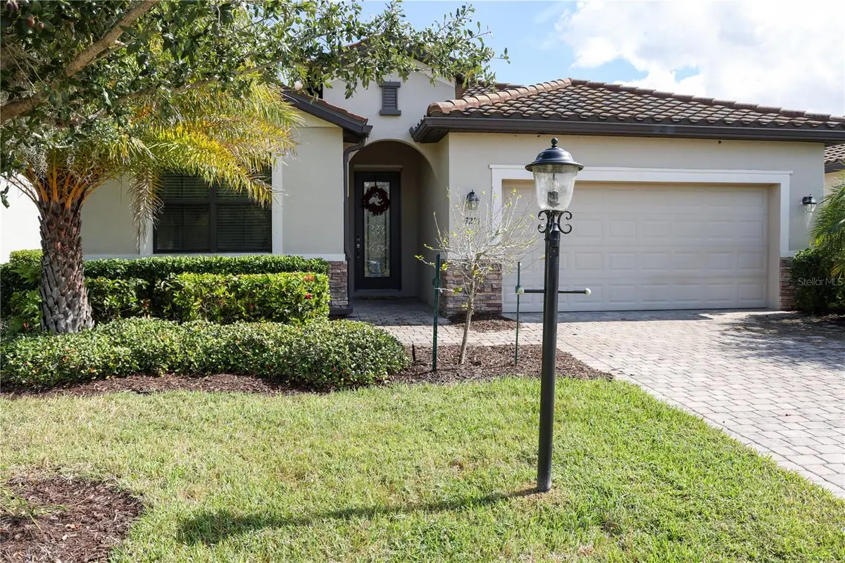 17221 Blue Ridge Place, Lakewood Ranch, FL 34211 - Image #1
