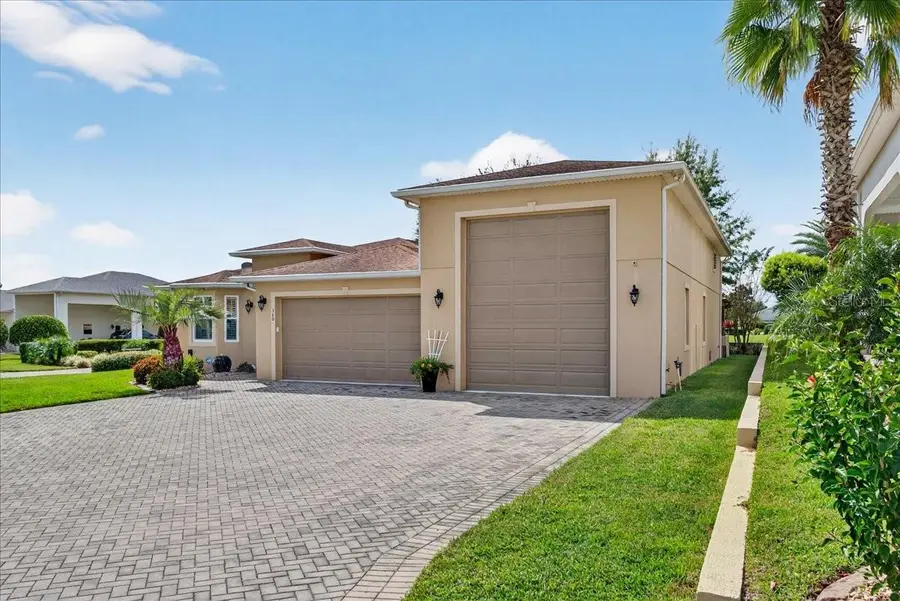 360 Motorcoach Drive S, Polk City, FL 33868 - Image #2