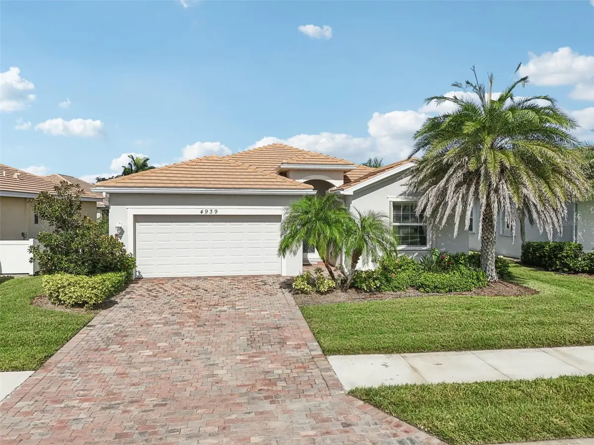4939 Grand Cypress Boulevard, North Port, FL 34287 - Image #1