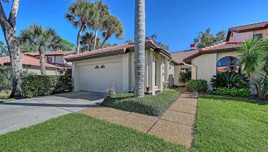 7360 Oak Moss Drive #4, Sarasota, FL 34241 - Image #2