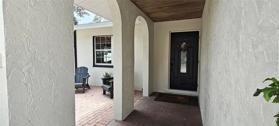 1016 Rhodes Avenue, Sarasota, FL 34237 - Image #2