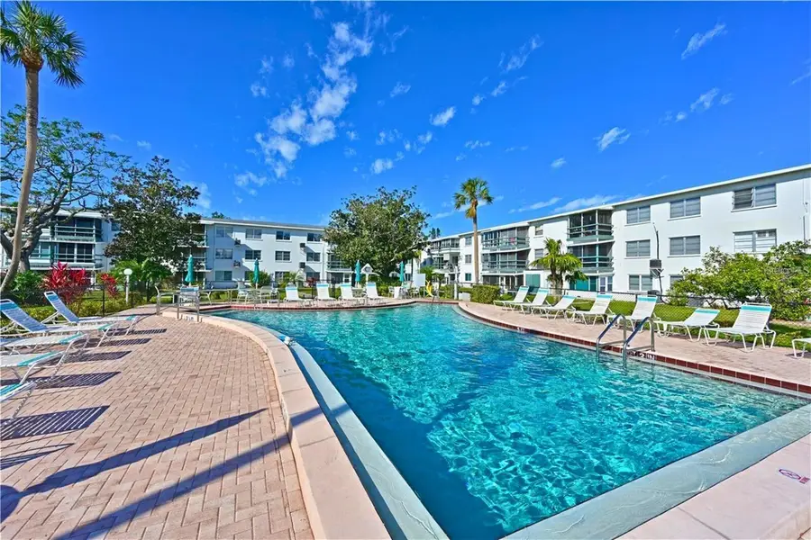 1867 Restful Drive #L-22, Bradenton, FL 34207 - Image #3