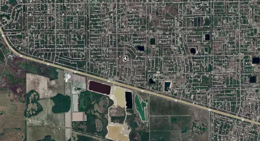 1039 Gunby Avenue S, Lehigh Acres, FL 33974 - Image #3