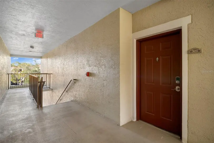 5450 Bentgrass Drive #5-301, Sarasota, FL 34235 - Image #2