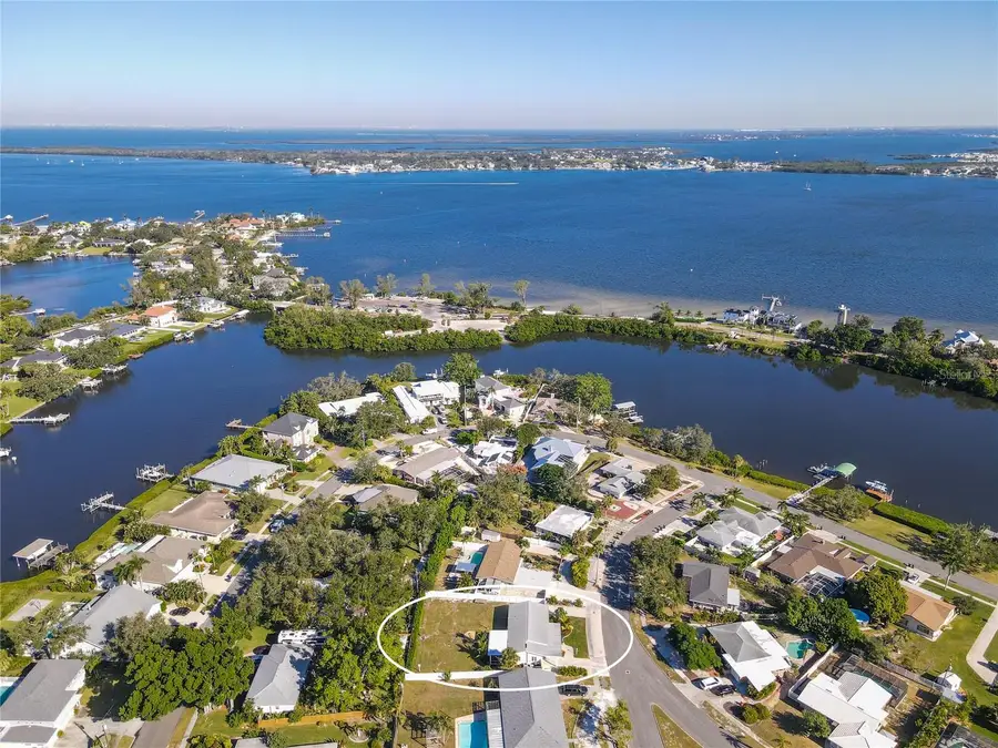 716 Fontana Lane, Bradenton, FL 34209 - Image #2