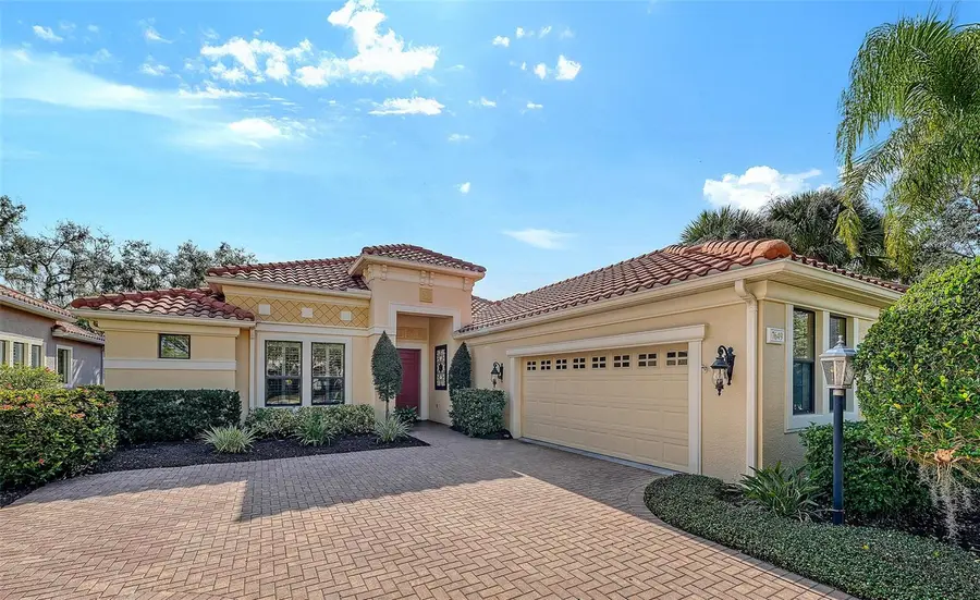 7649 Portstewart Drive, Lakewood Ranch, FL 34202 - Image #2