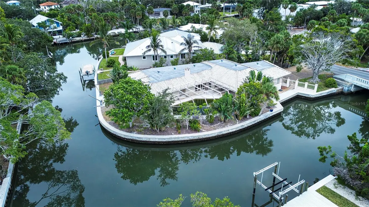 4839 Primrose Path, Sarasota, FL 34242 - Image #1